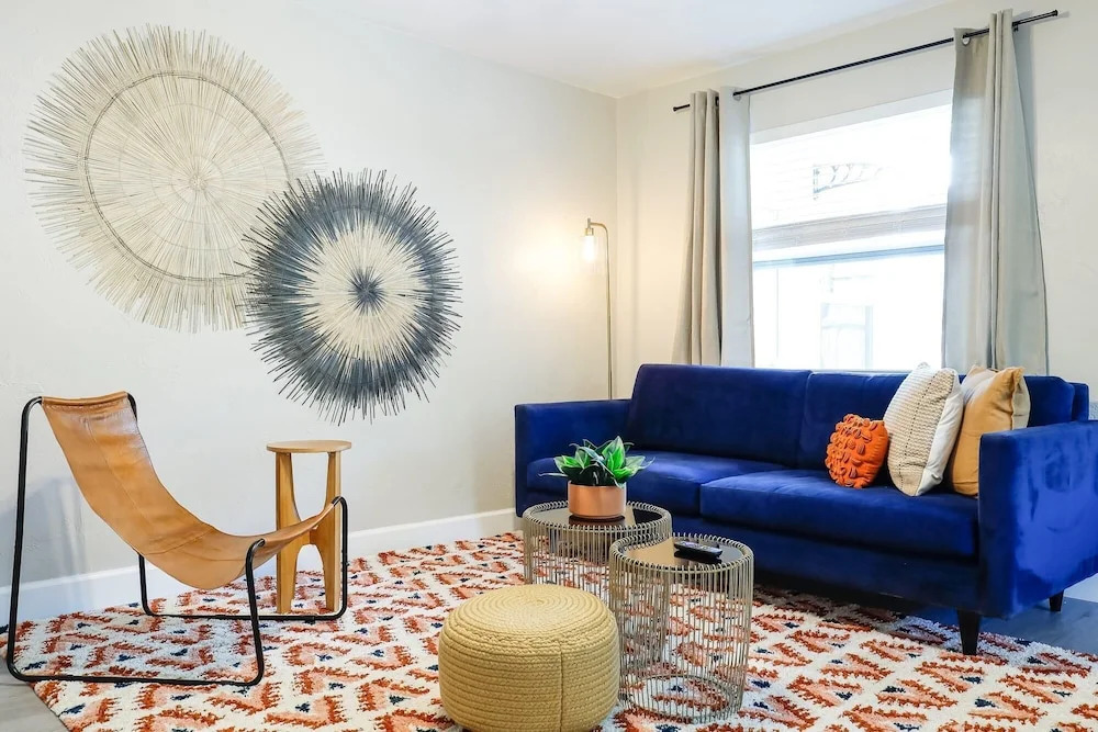 La Vie Boheme 2 - Charming Oasis w Parking