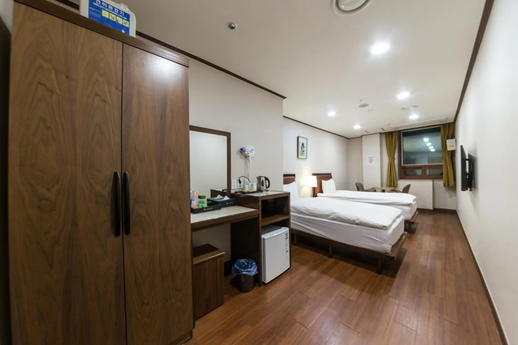 Youngbin Hotel