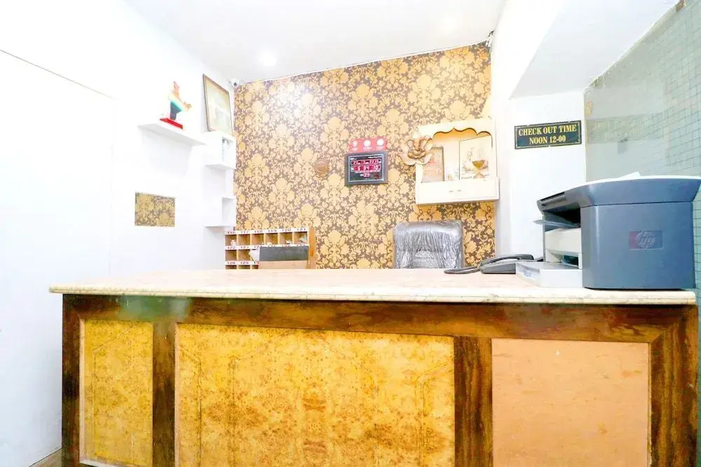 Oyo 30883 Chinar