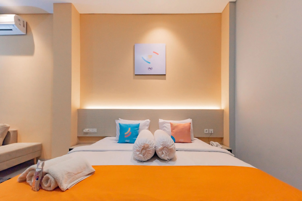 Sans Hotel Alexander Bandung
