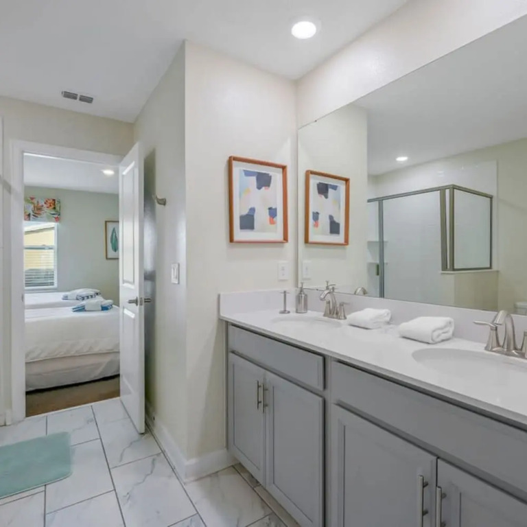 Charming Home Ideal Location Spacious Game Room