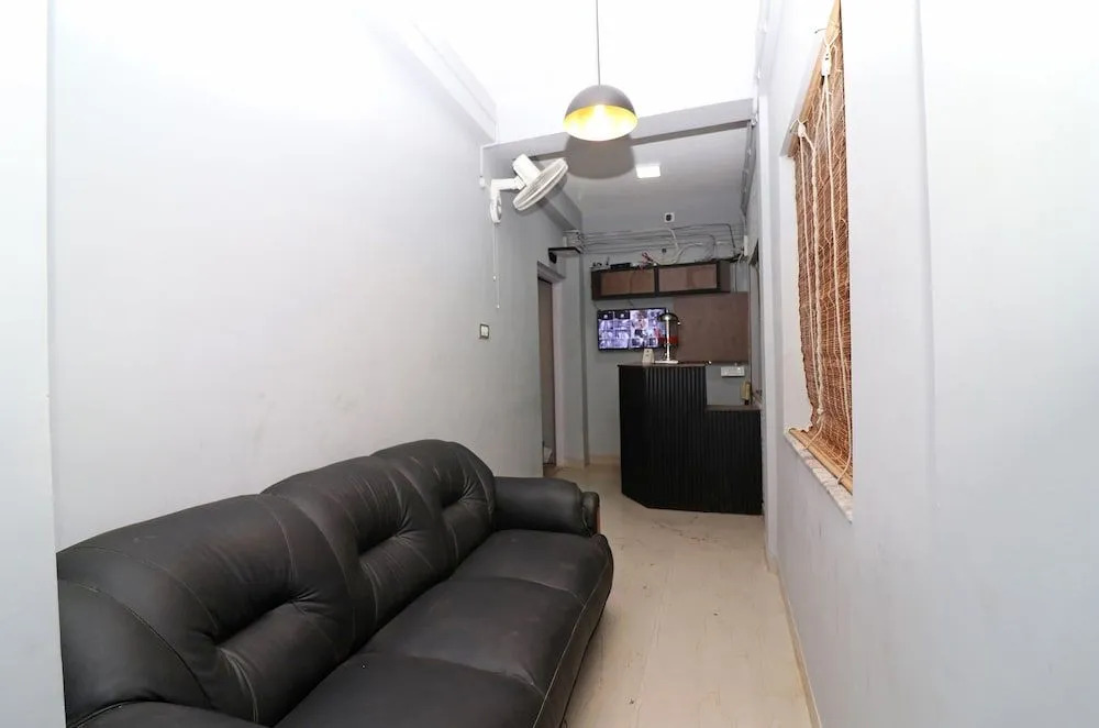 OYO 22591 SRJ Inn