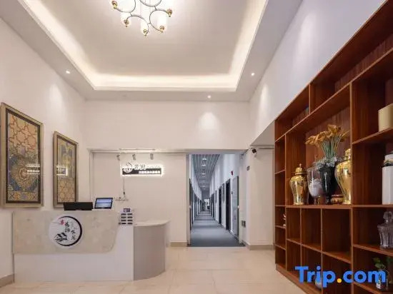 Sanya Yalong Bay Flower Water Residence