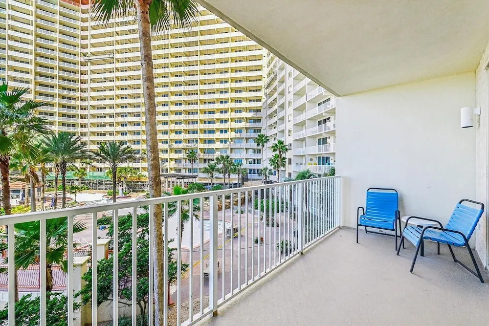 Shores Of Panama 325 - 3rd Floor, Updated, Free Fun! Sleeps 6. 1 Bedroom Condo by RedAwning
