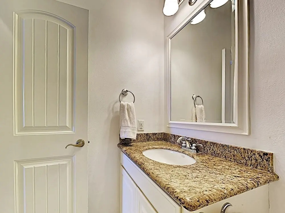 New Listing! Updated W/ Pool, Walk To Beach 2 Bedroom Condo