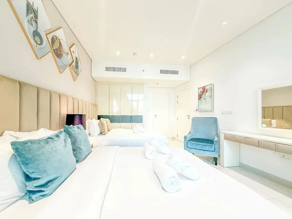 DAMAC Bays Edge by DVH Luxe Retreats