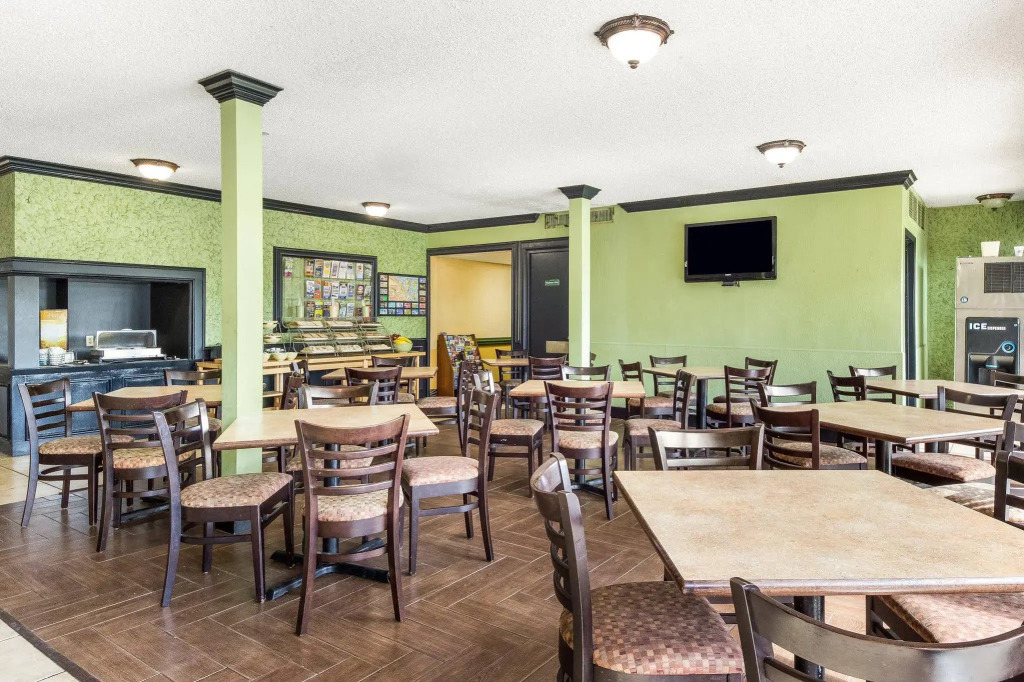 Quality Inn & Suites Corpus Christi Beachside