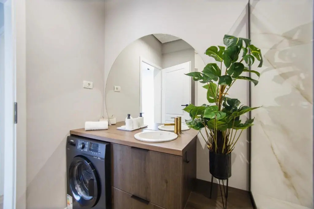 Exquisite Experience at EAS Residence