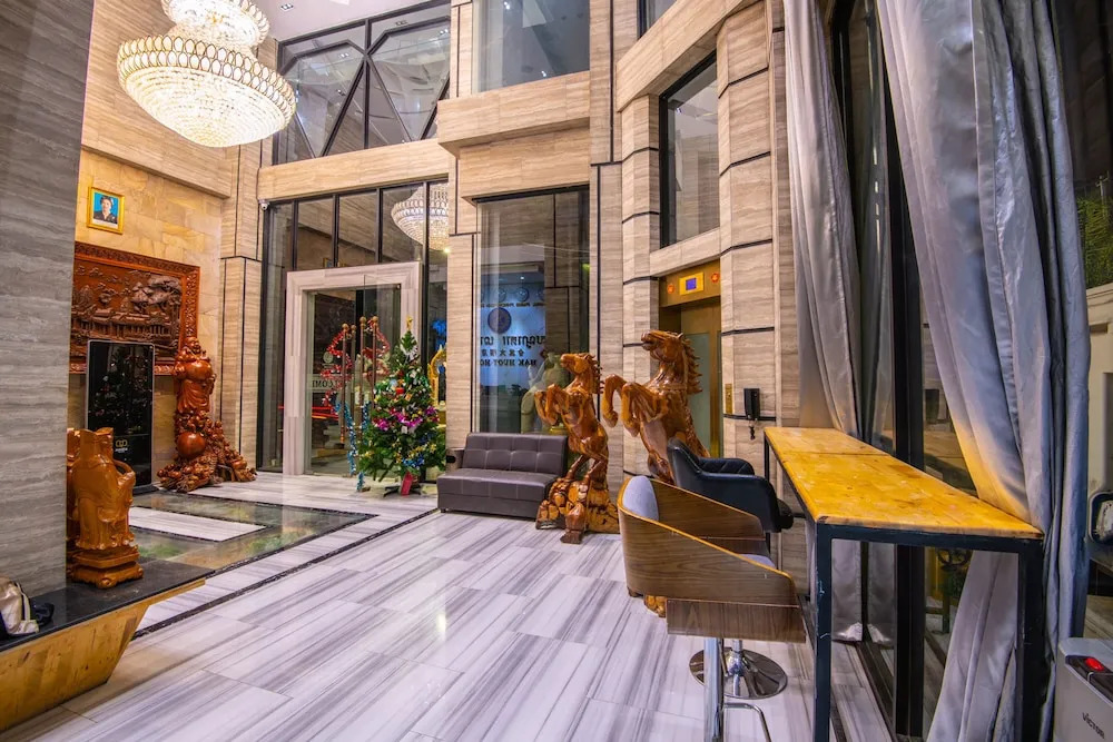 Hak Huot Hotel I