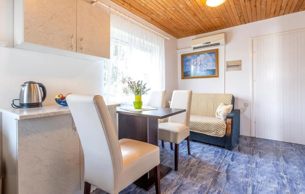 Awesome Home in Sevid With Wifi and 4 Bedrooms