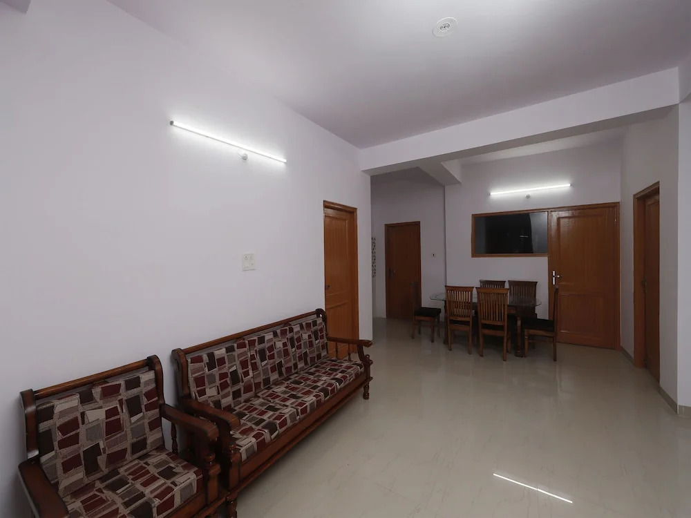OYO 12695 Home Cosy Studio Himuda Sanjauli