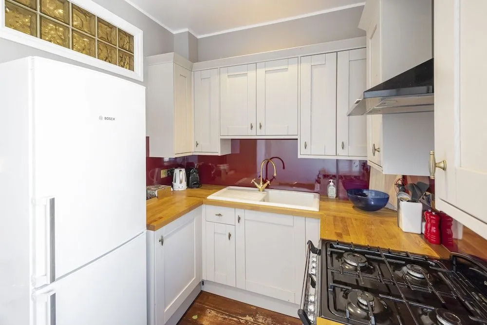 Duke Street City Center Apartment
