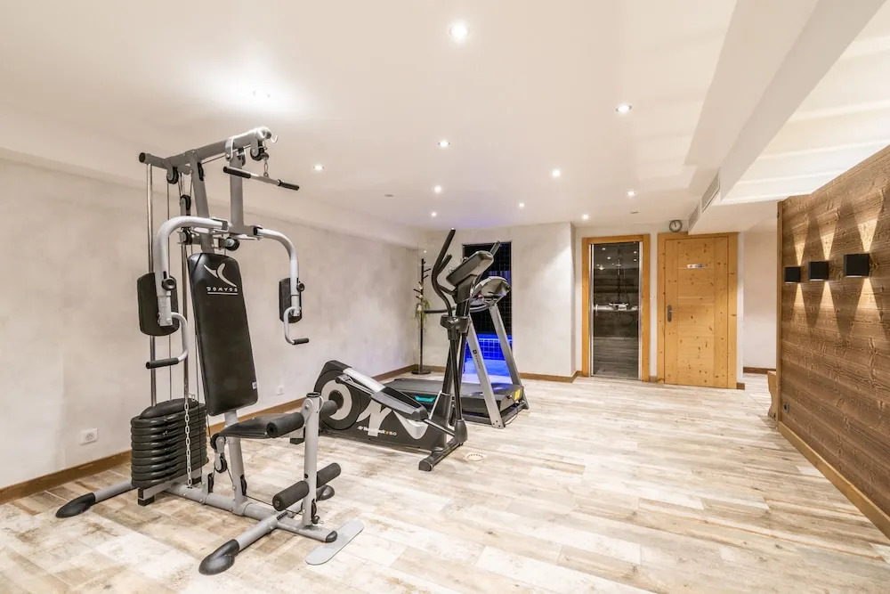 Les Hirondelles Apartments Morzine By Emerald Stay