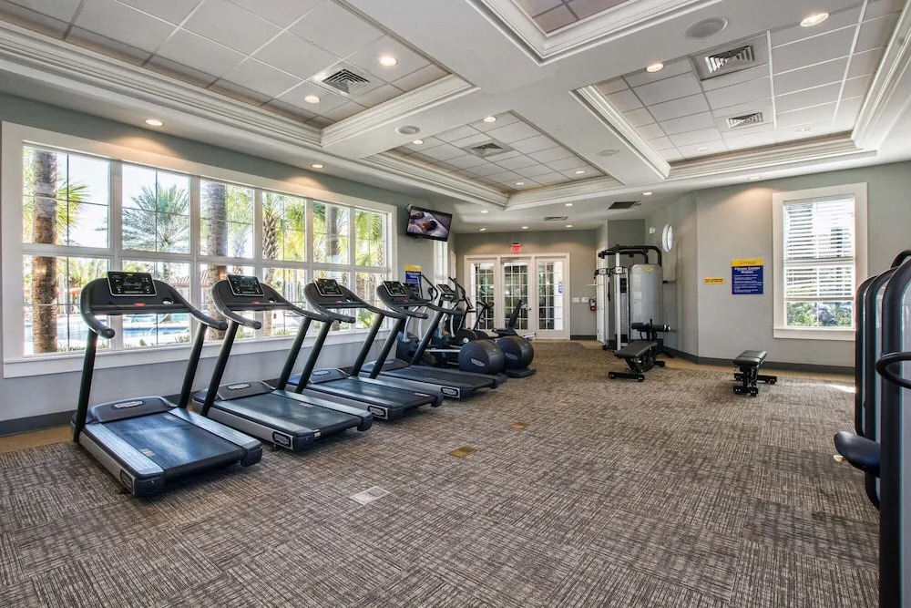 Enjoy the Private View! Roomy Town Home With Pool, 20 Mins From Disney #5st739
