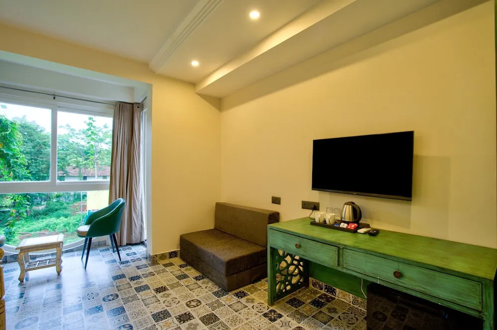 Goa Courtyard by the porto Arpora