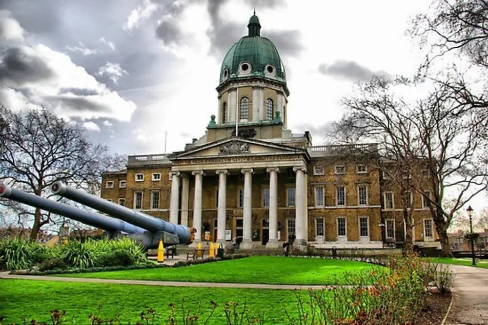 Lovely 2 Bedroom Apartment With Garden, South Bank Westminster