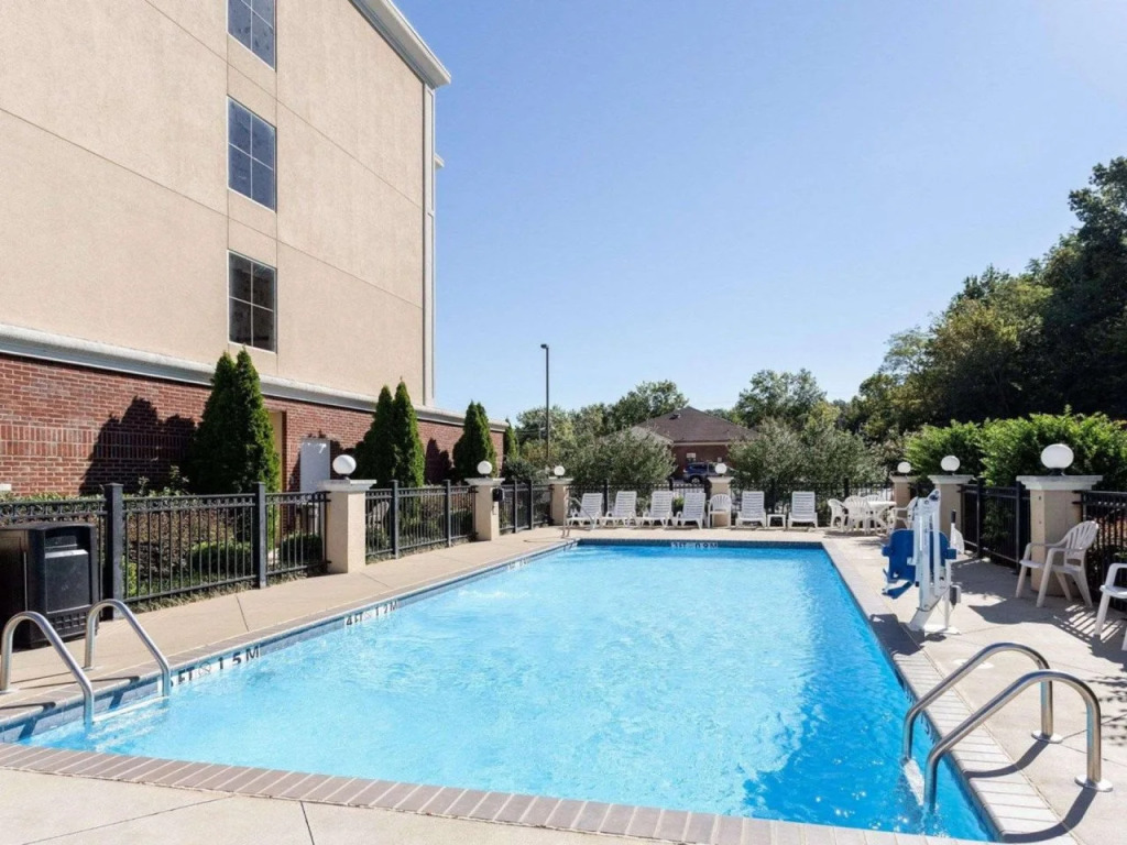 Comfort Suites Olive Branch - Memphis South