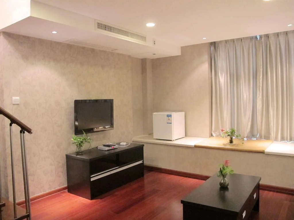 Westlake 7 Apartment Tongrun