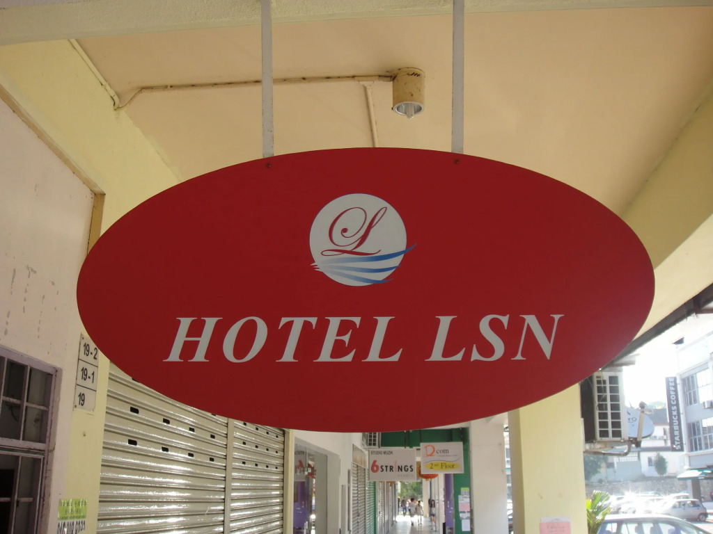 LSN Hotel Taman Connaught