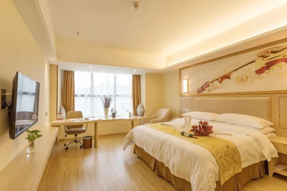 Vienna Hotel (Chongqing Shizhu Stadium)