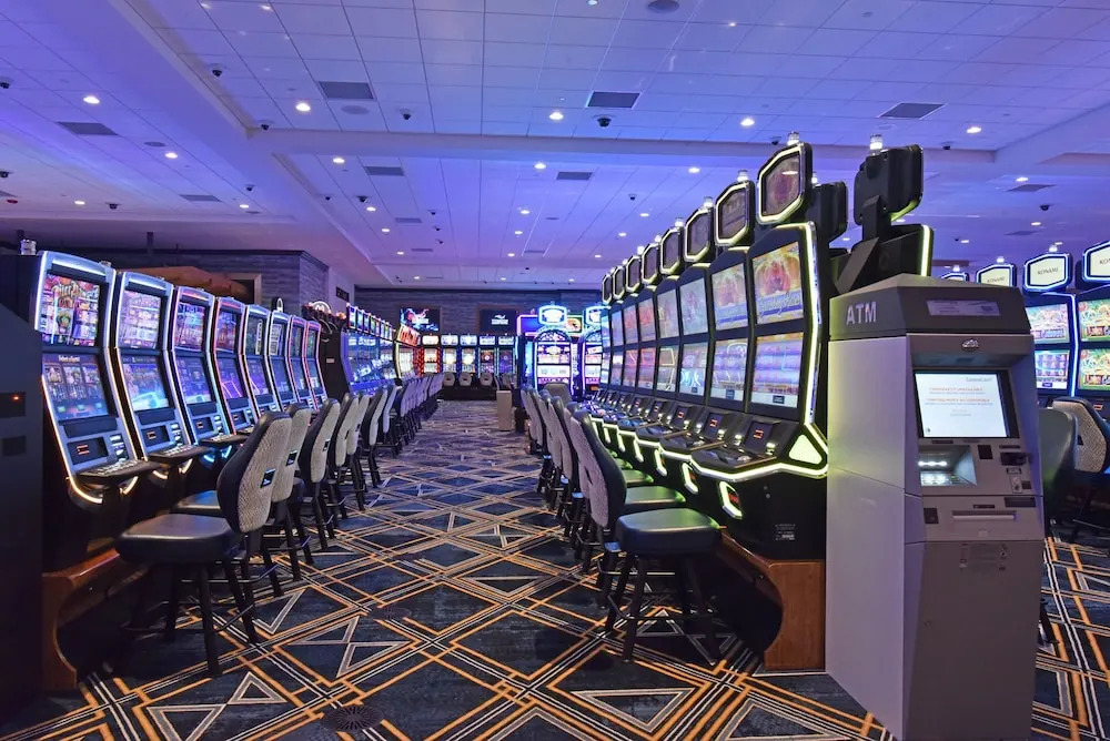 Tiverton Casino Hotel