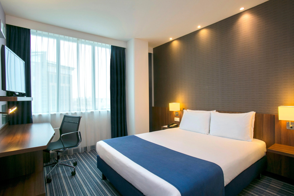 Holiday Inn Express Amsterdam Arena Towers by IHG