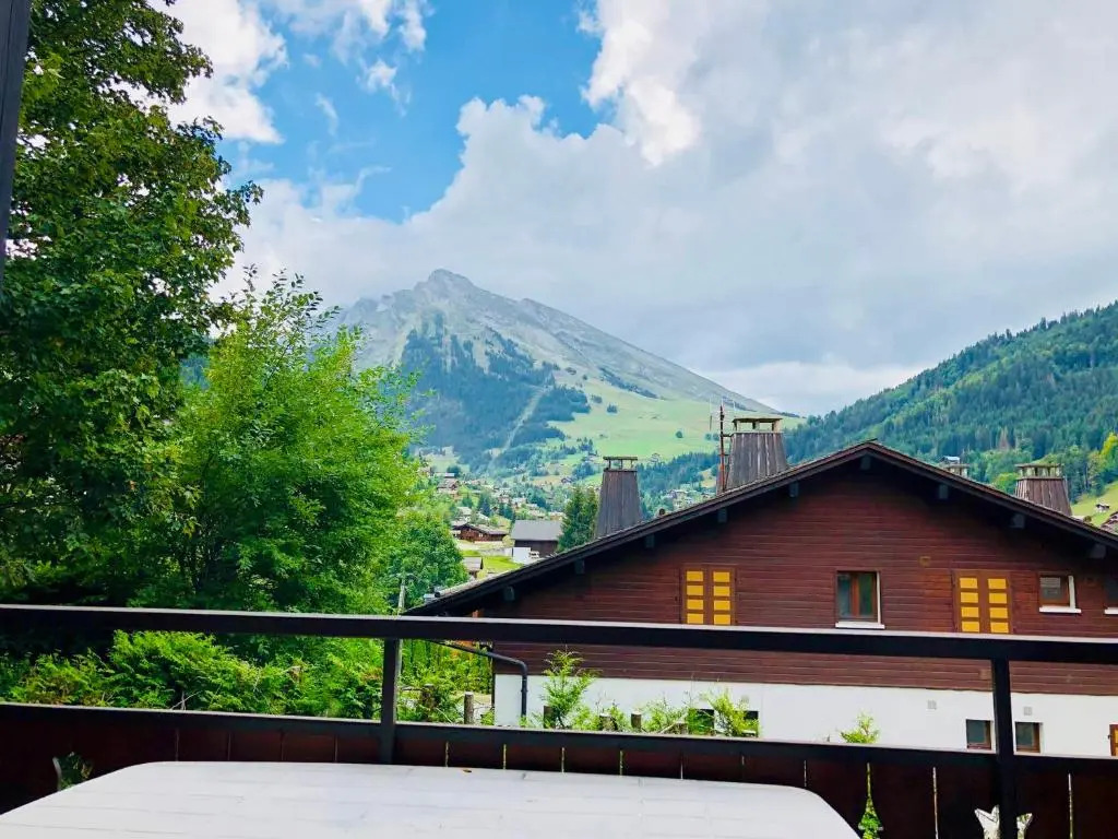Appartement La Clusaz, 4 pièces, 6 personnes - FR-1-459-45