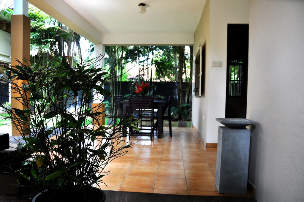 Sithu Villa