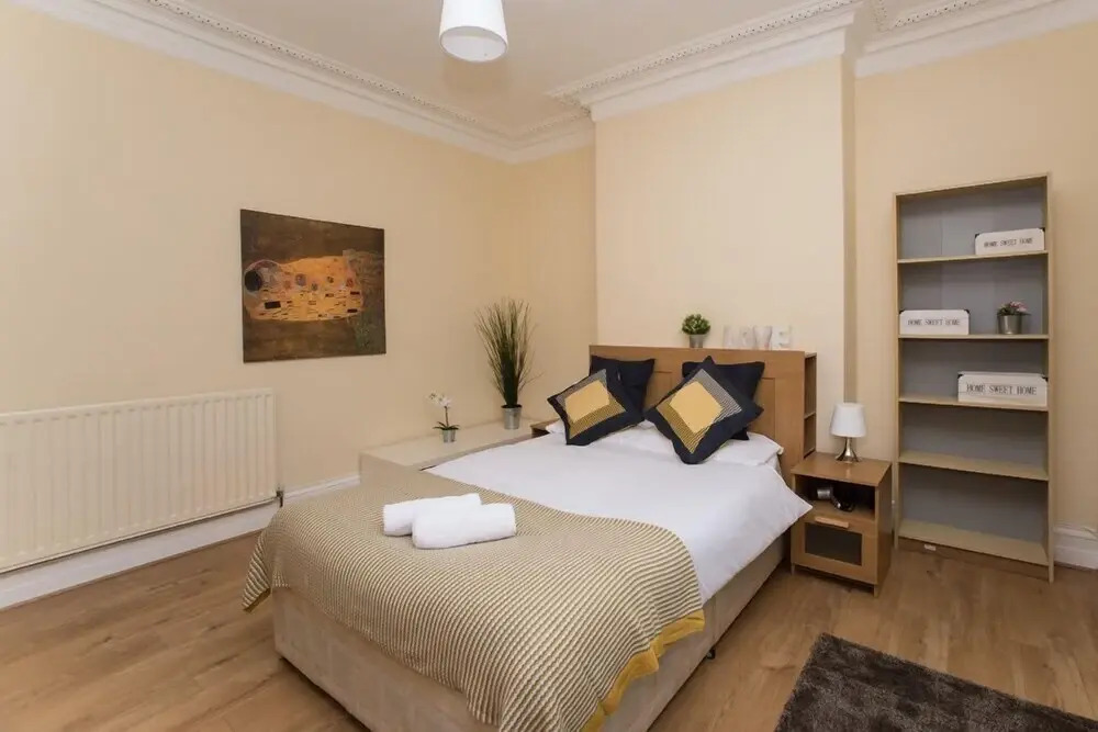 Lovely and Comfortable 3 Bed Flat, Tamworth