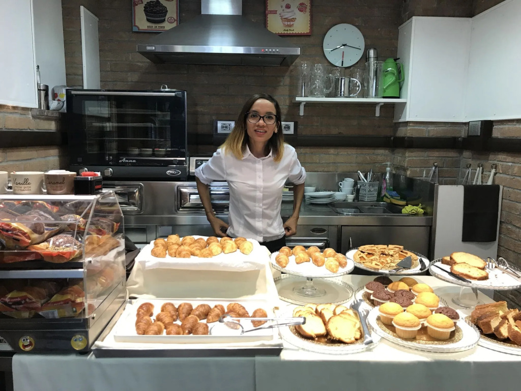 EURO HOUSE INN airport