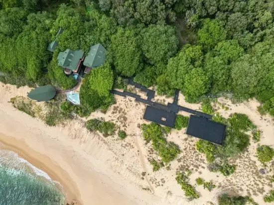 Tree House Nanshan Sanya