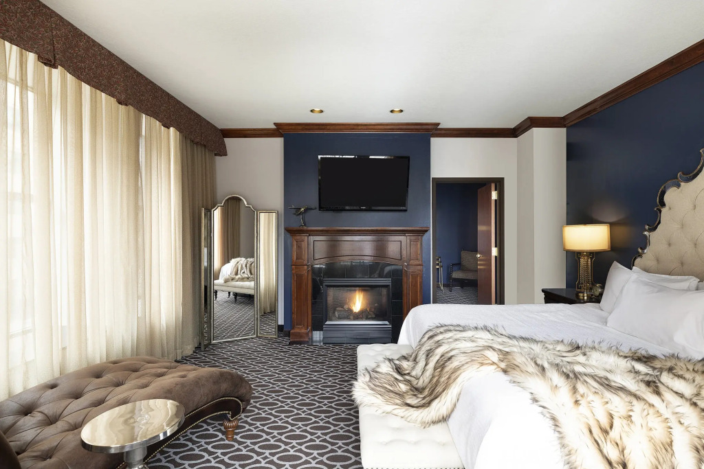 Des Lux Hotel
