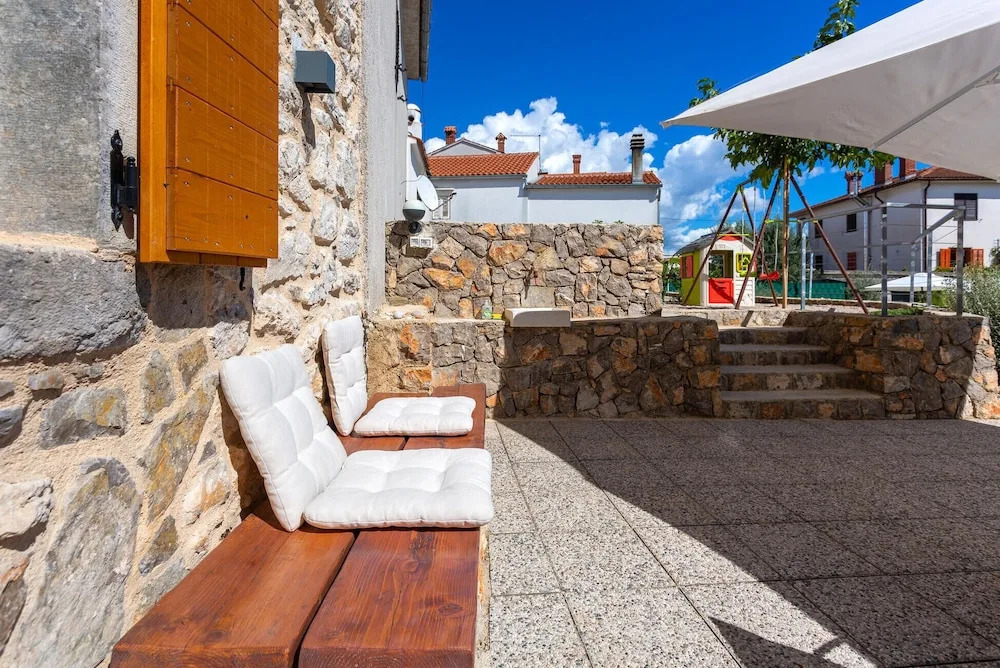Beach Front Home In Brzac