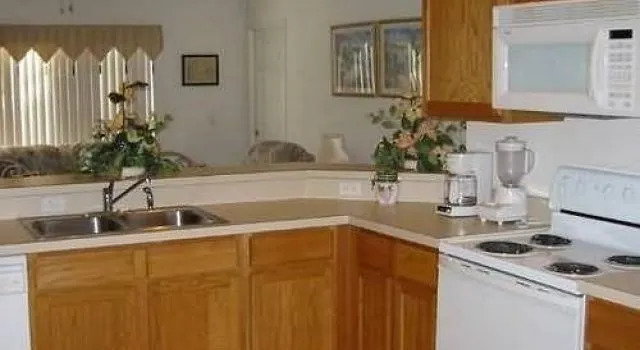 Florint Pool Homes