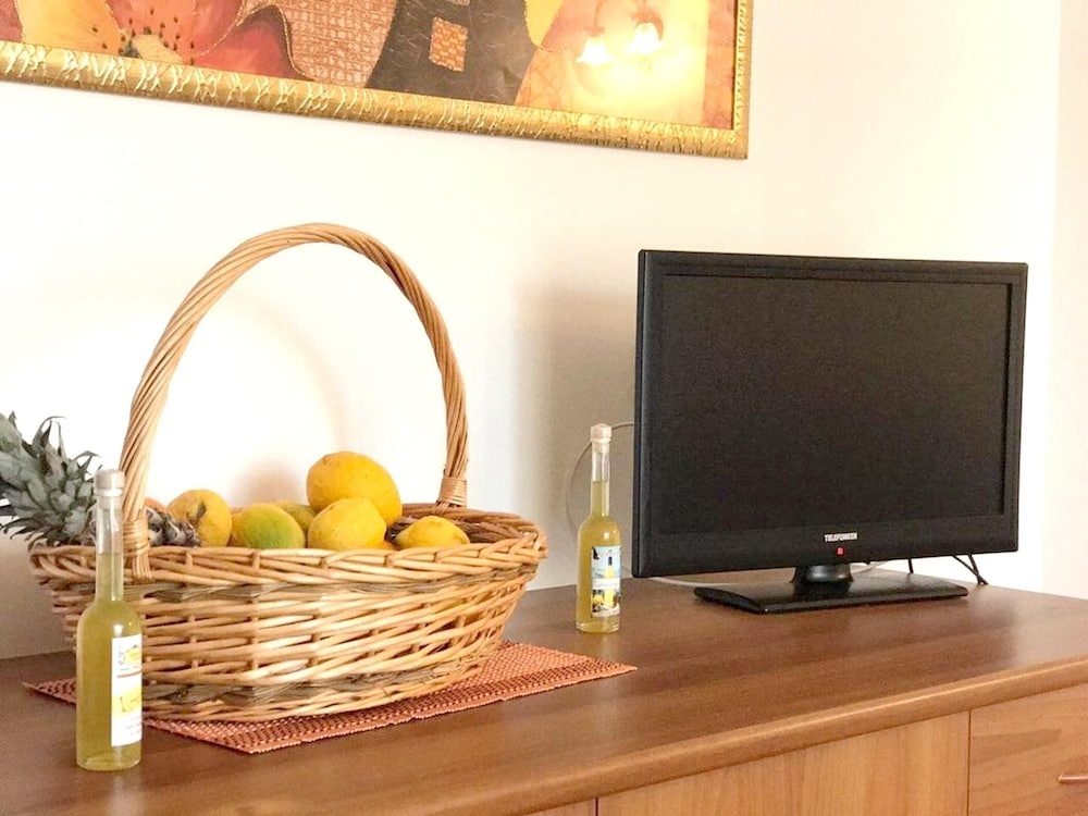 Apartment With one Bedroom in San Vito Lo Capo, With Pool Access, Balc