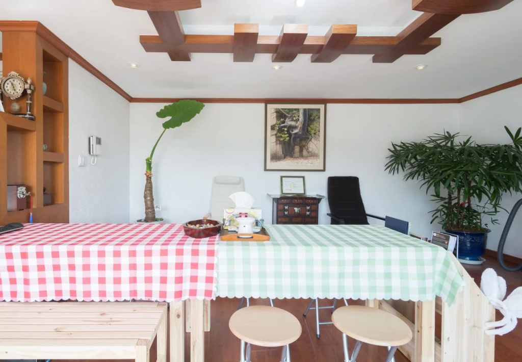 White Rabbit Guesthouse