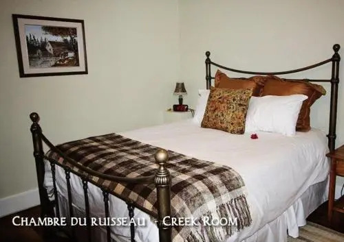 Grand Pine Bed & Breakfast