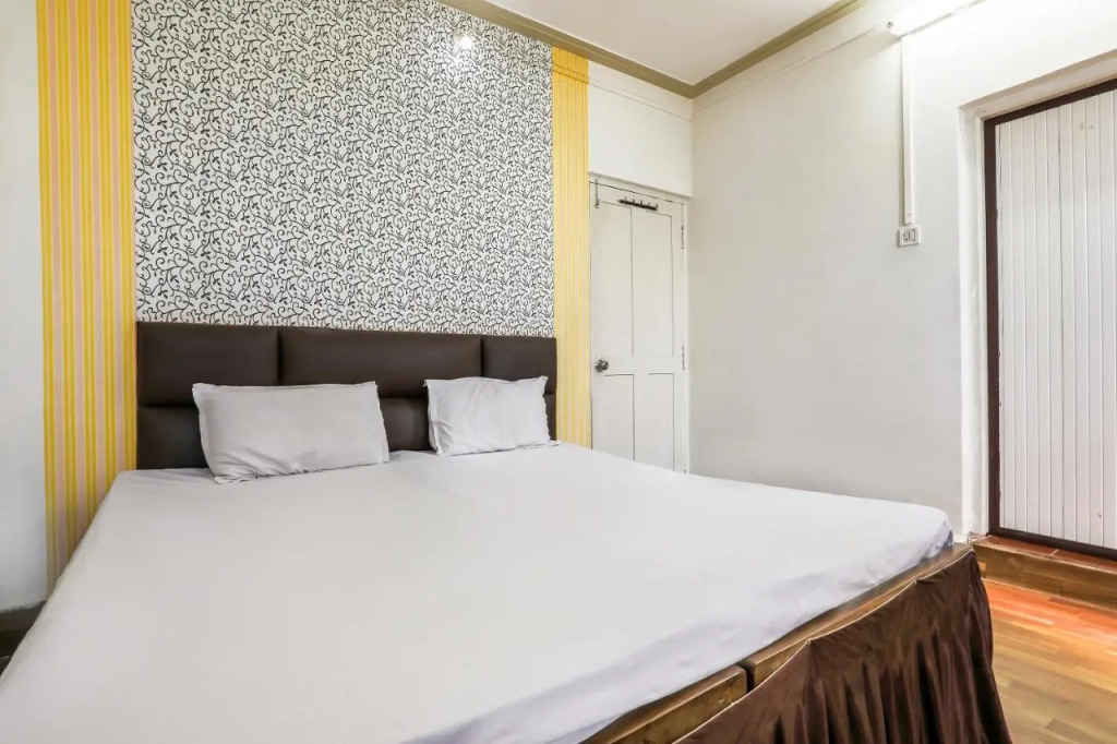 Hotel Priti International
