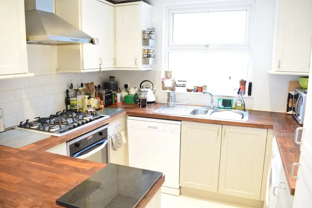 Holloway 3 Bedroom Apartment With Garden
