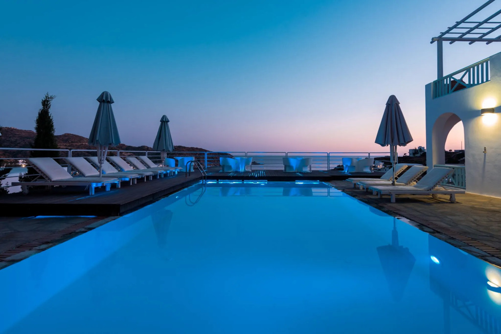 Far Out Hotel & Spa