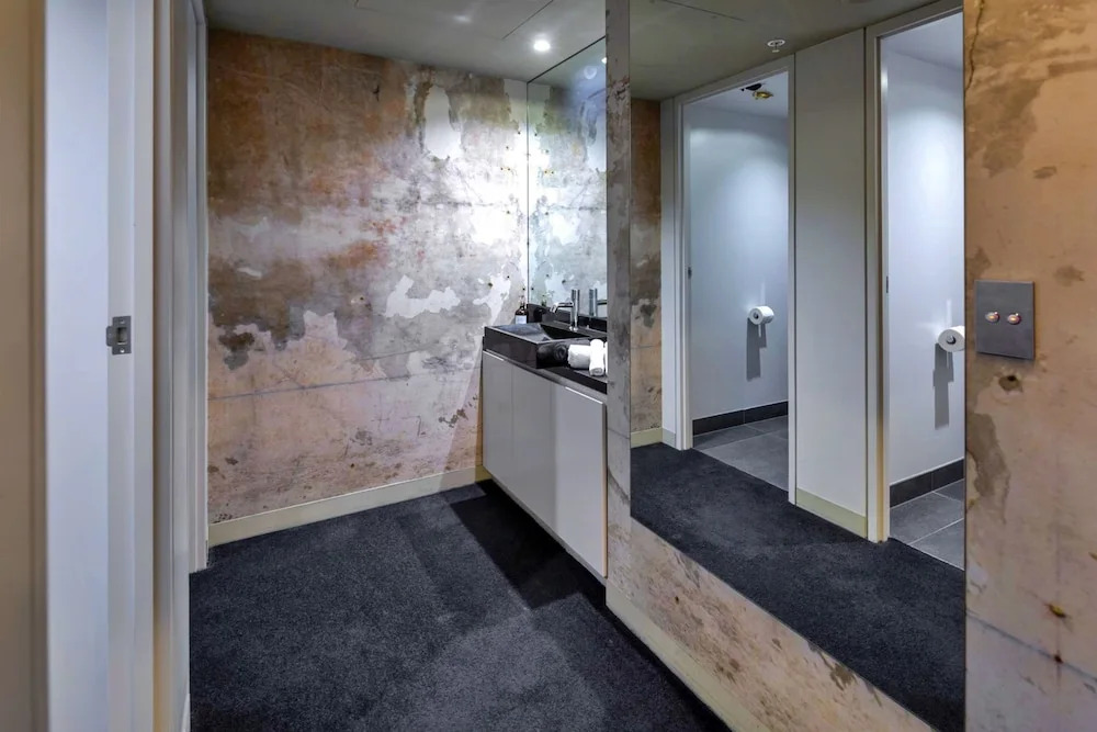 The Birdcage Luxury 4BDR Penthouse