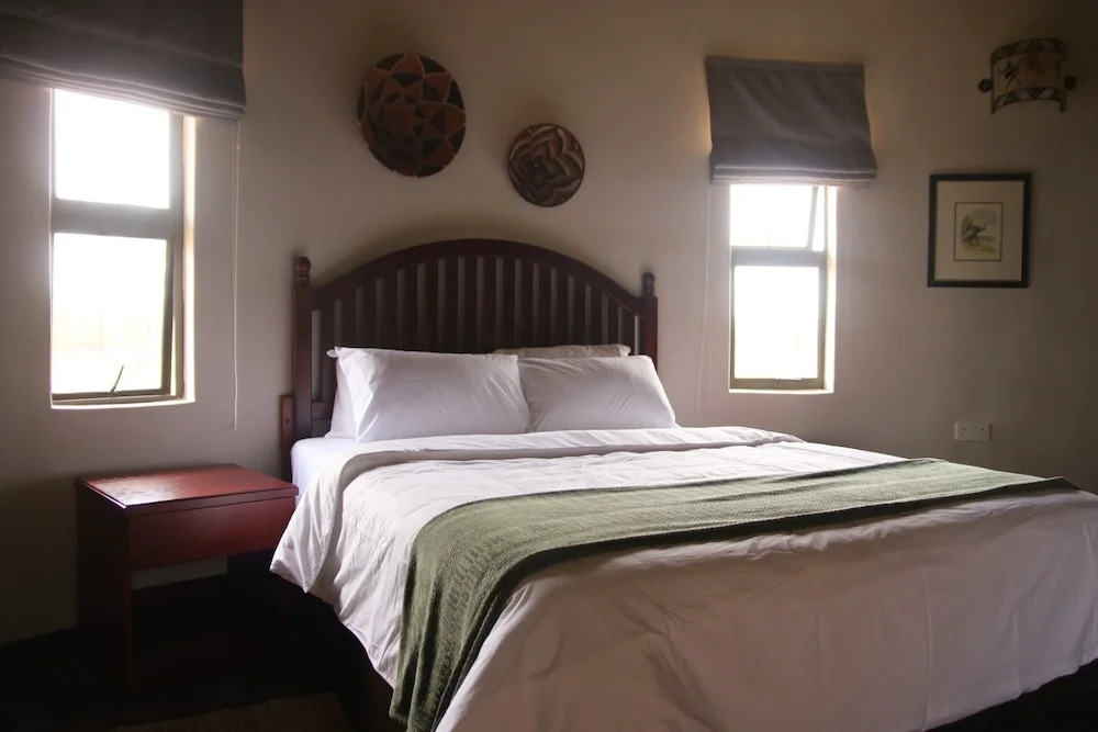 Manong Game Lodge