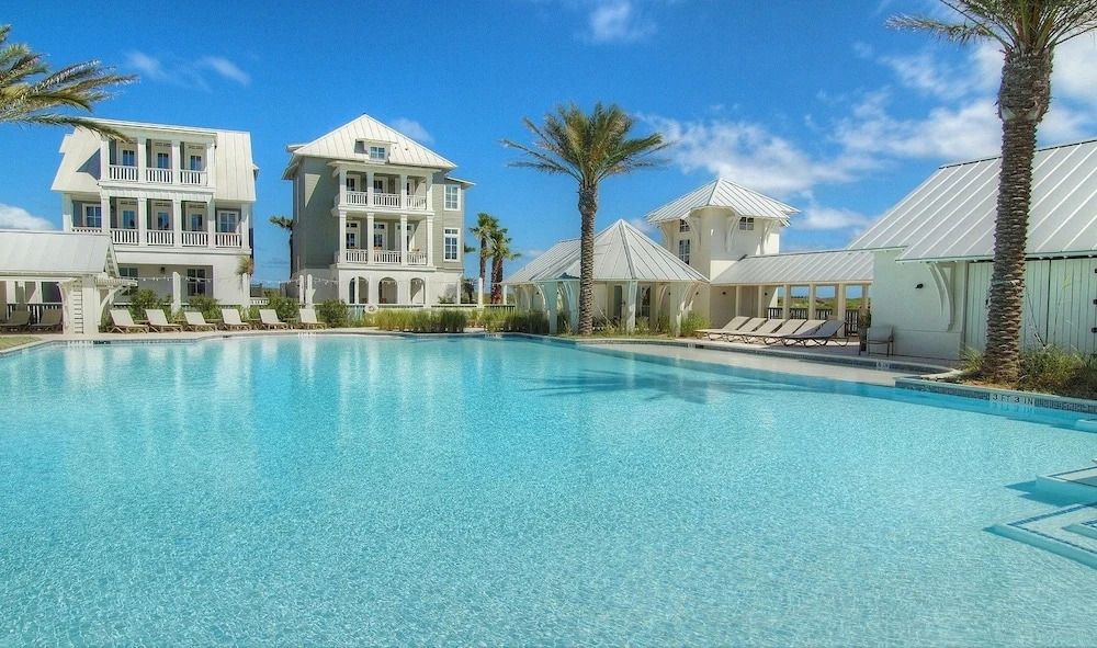 137 Sunset Ave Townhouse Building 1 Unit B 3 Bedrooms 3.5 Bathrooms To