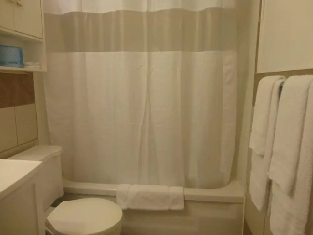 Niagara Parkway Court Motel