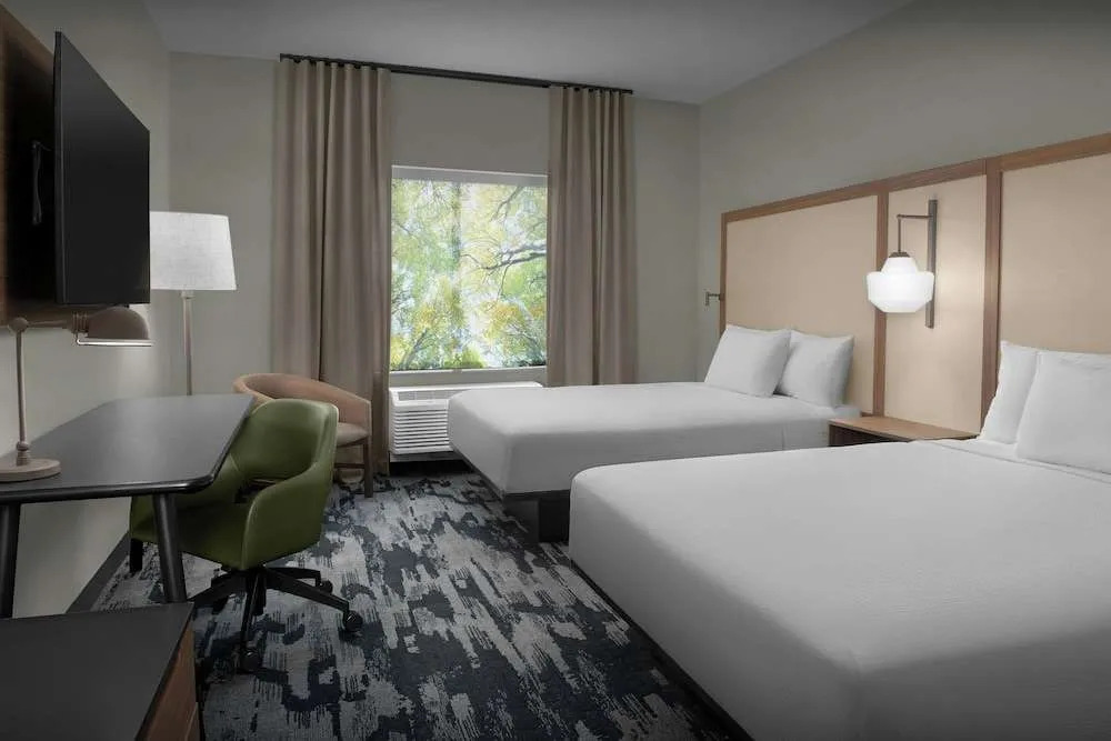 Fairfield by Marriott Inn & Suites Paris