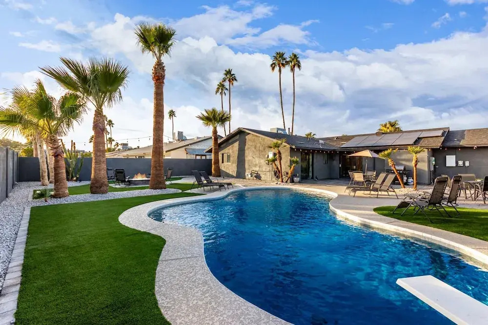 NEW Greystone on Osborn Heated Pool Firepit