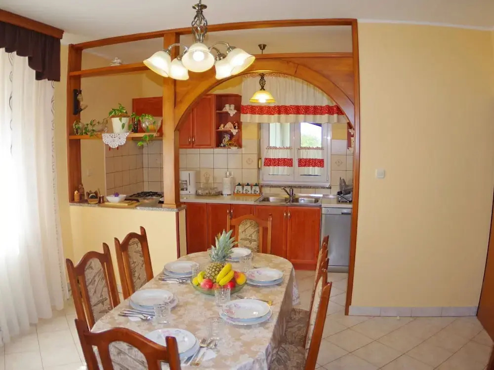 Peaceful Villa in Jursici With Private Pool