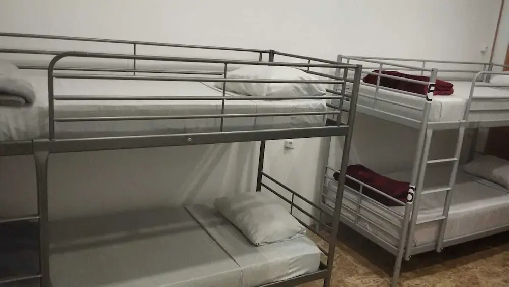 Hostel Travelers Inn