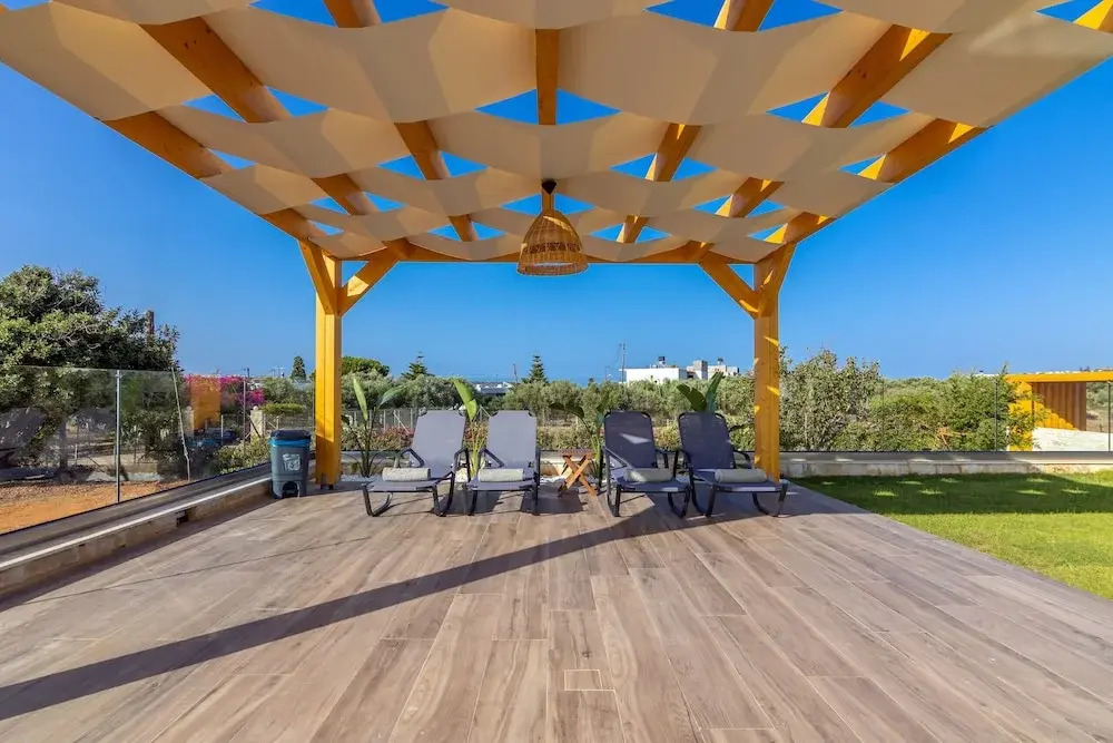 Sandi Villa