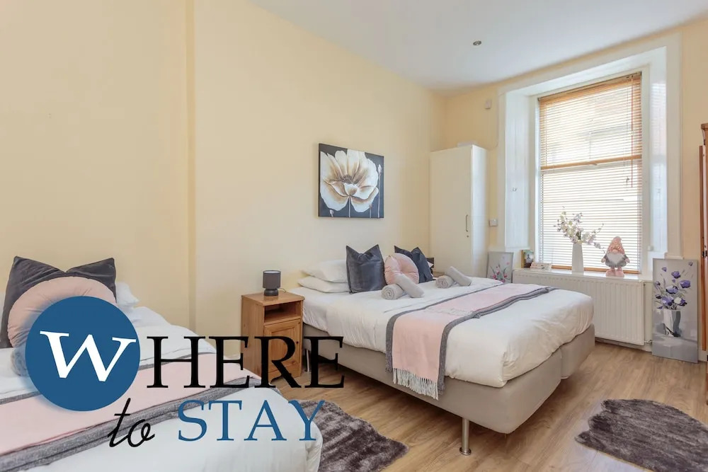 Beautiful 2bed Ground-f Pitt St. Apartment